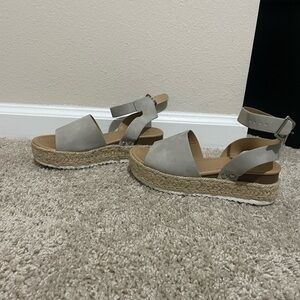 Women's light gray Platform Sandals